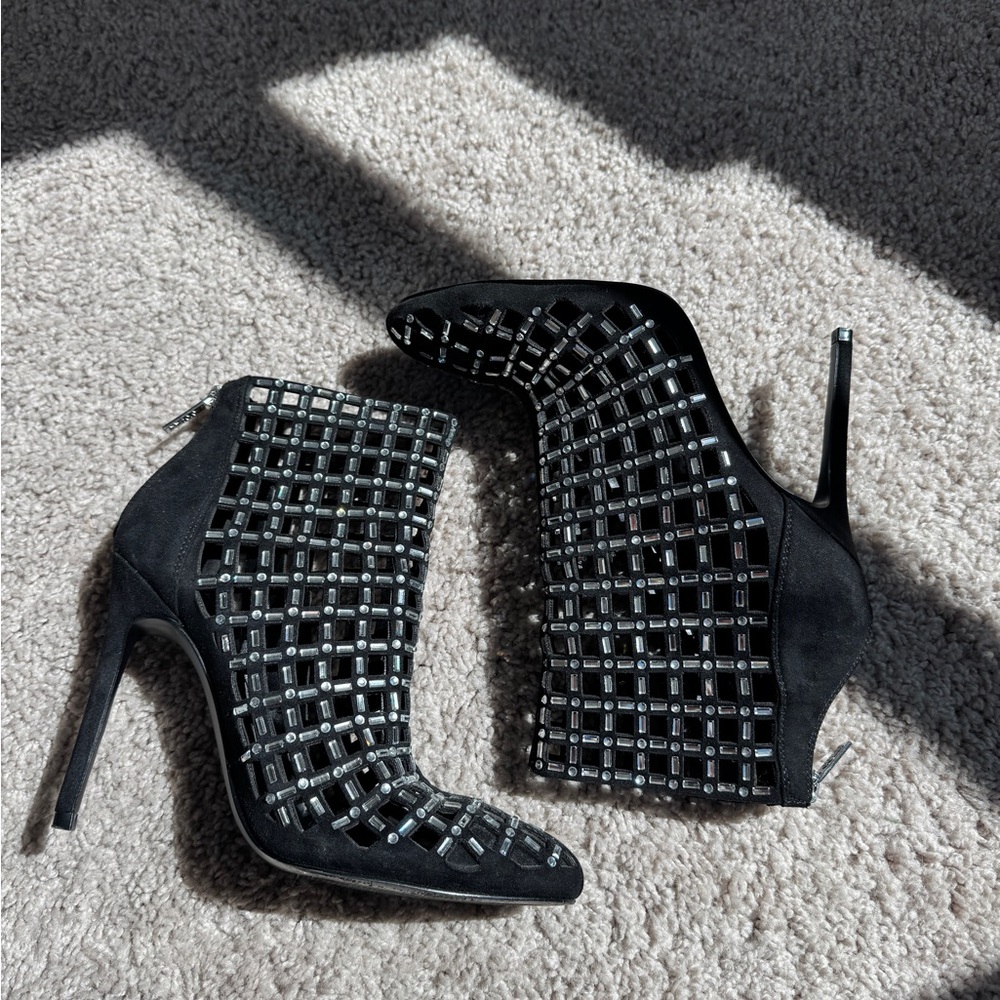 Guess Black Studded Ankle Boots Size 8